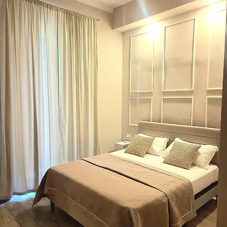 Concept b&b naples- camere moderne con balcone vicino al centro-2