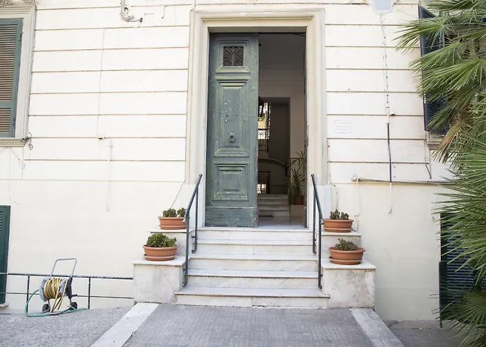 La Casa Del Sole A Mergellina Napoli